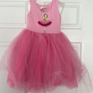 Girls dress
